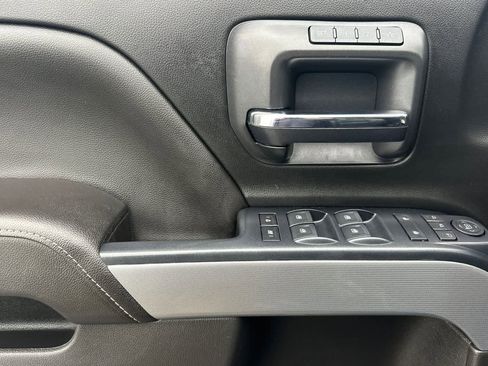 Used 2018 Chevrolet Silverado 1500 LTZ image 12