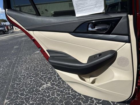 Used 2023 Nissan Maxima Platinum w/ Sport Mat Group image 11