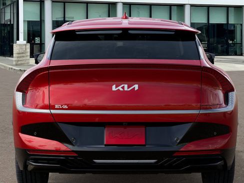 New 2025 Kia EV6 Wind image 14