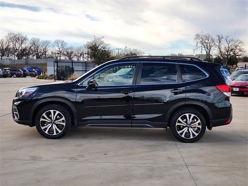 Certified 2021 Subaru Forester Limited image 4