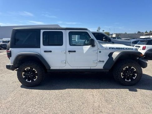 Used 2024 Jeep Wrangler Unlimited Rubicon 4xe AWD/4WD image 4
