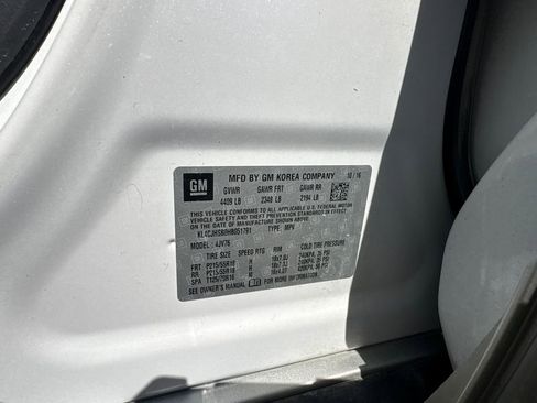 Used 2017 Buick Encore Premium w/ Experience Buick Package image 30