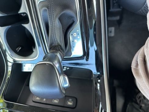 Used 2023 Kia Carnival SX Prestige FWD image 41