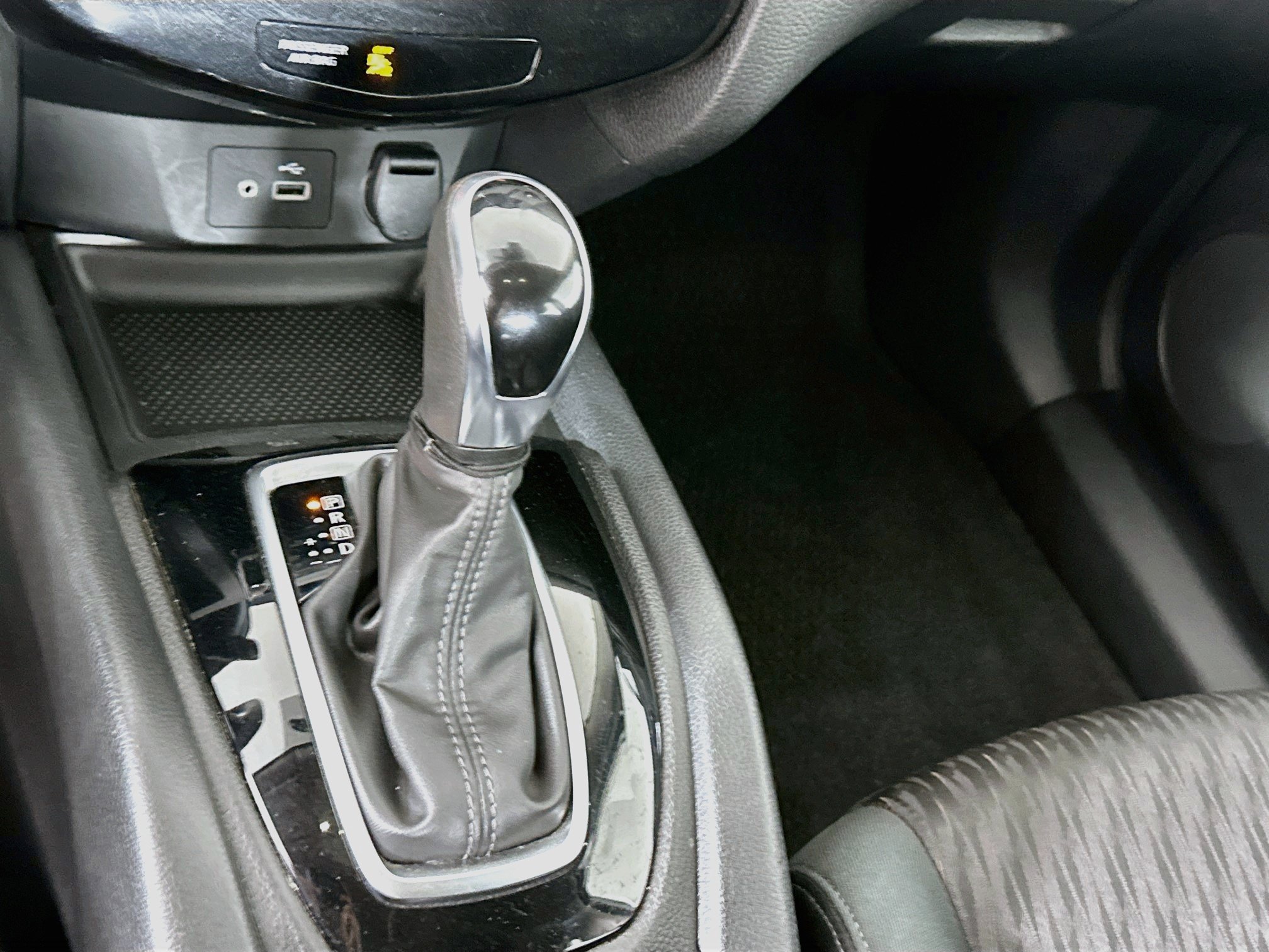 Used 2020 Nissan Rogue S FWD image 24