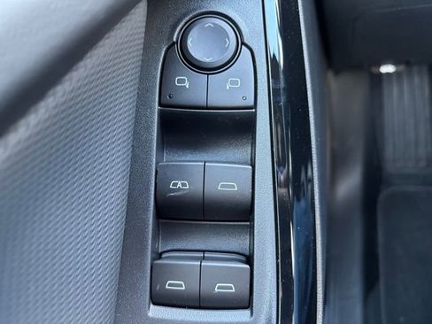 New 2026 Chevrolet Equinox LT image 16