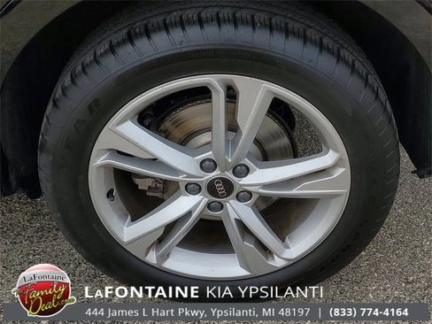 Used 2023 Audi Q3 2.0T Premium w/ 19" Wheel Package image 7