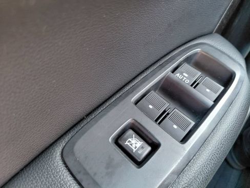 Used 2019 Ford Ranger XL w/ Equipment Group 101A Mid AWD/4WD image 19
