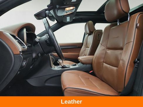 Used 2017 Jeep Grand Cherokee Summit w/ Platinum Series Group AWD/4WD image 11