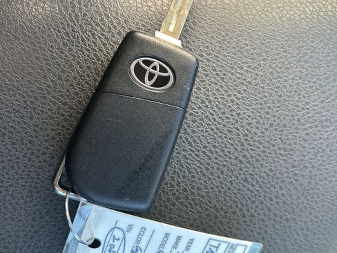 Certified 2023 Toyota Camry SE image 31