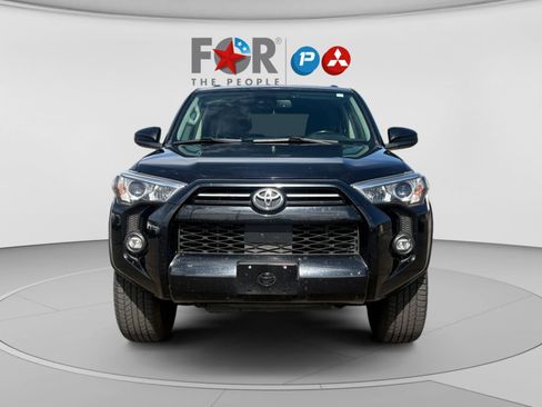 Used 2021 Toyota 4Runner SR5 AWD/4WD image 6