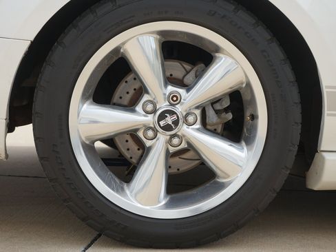 Used 2007 Ford Mustang GT RWD image 38