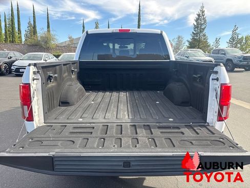 Used 2018 Ford F150 Lariat w/ Equipment Group 502A Luxury AWD/4WD image 19