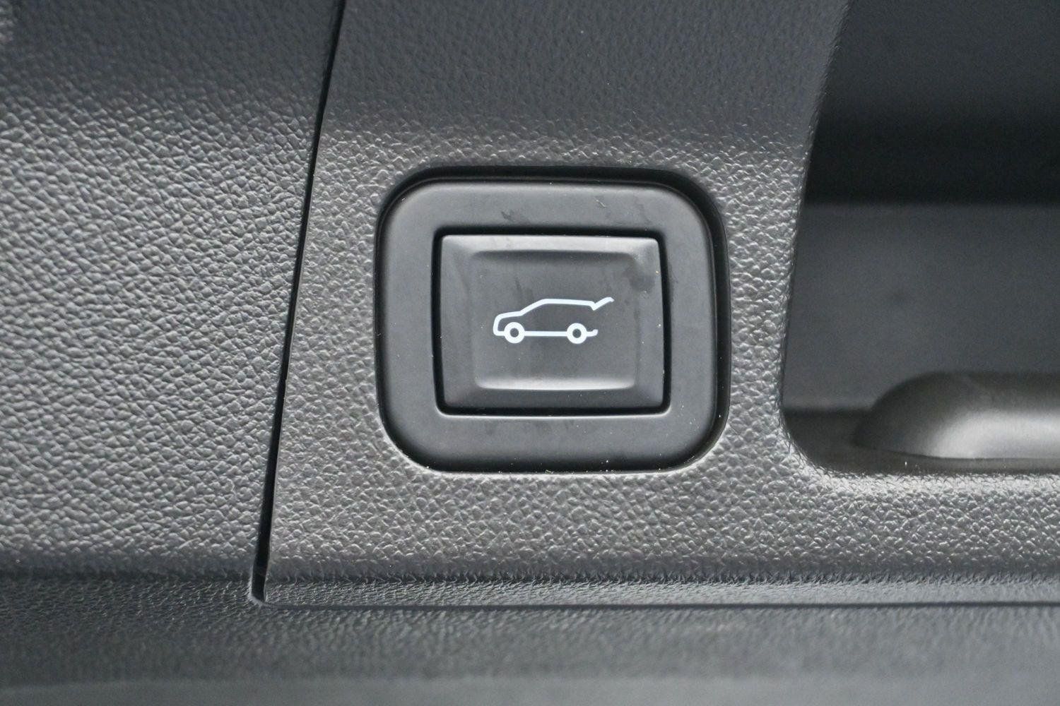 Used 2022 GMC Acadia SLT w/ Elevation Edition AWD/4WD image 10