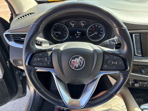 Used 2023 Buick Enclave Essence w/ Sport Touring Edition image 21