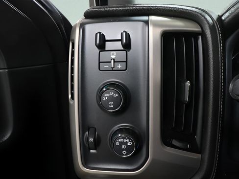 Used 2017 GMC Sierra 1500 Denali image 17