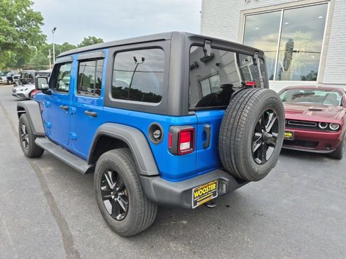Used 2021 Jeep Wrangler Unlimited Sport AWD/4WD image 3