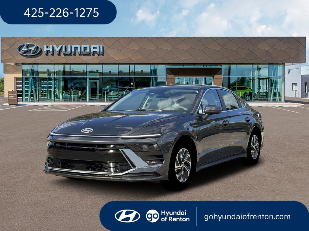 Used 2026 Hyundai Sonata Blue FWD image 1