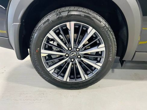 New 2026 Nissan Pathfinder Platinum FWD image 13