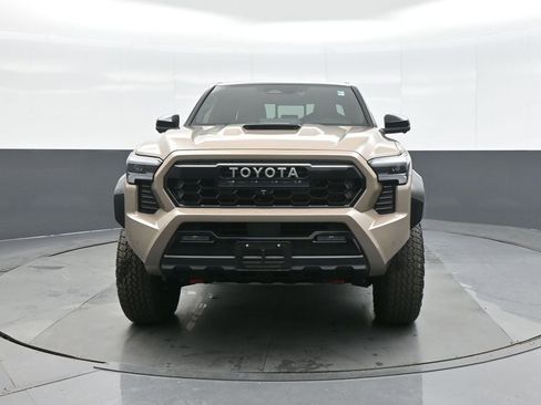 Certified 2025 Toyota Tacoma TRD Pro image 3