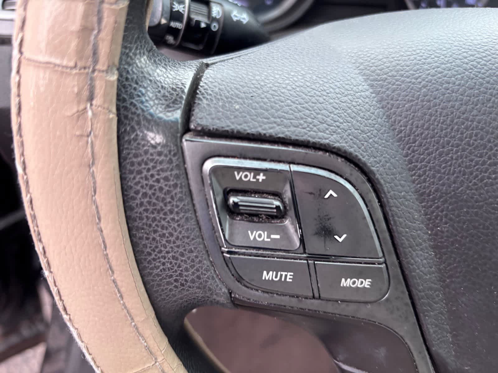 Used 2017 Hyundai Santa Fe Sport FWD image 15