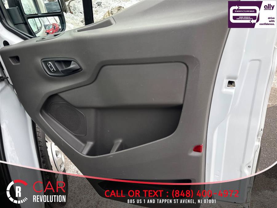 Used 2023 Ford Transit 250 148 High Roof AWD image 26