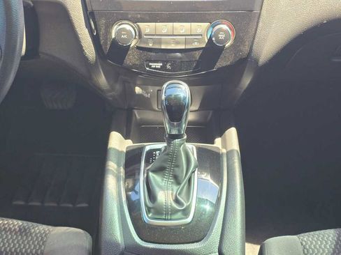 Used 2018 Nissan Rogue Sport S w/ S Appearance Package FWD image 13