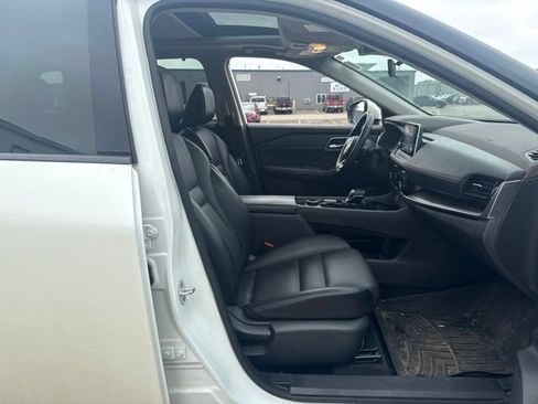 Used 2021 Nissan Rogue SV w/ Premium Package AWD/4WD image 20