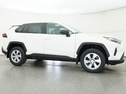 New 2025 Toyota RAV4 LE image 28