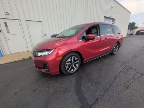 Used 2025 Honda Odyssey EX-L image 8