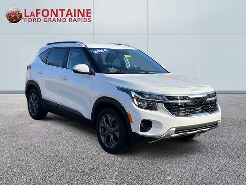 Used 2024 Kia Seltos S FWD image 3