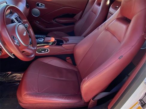 Used 2022 Aston Martin V8 Vantage Roadster image 6