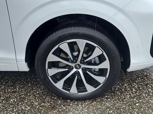 New 2026 Audi Q3 quattro 2.0T AWD/4WD image 3