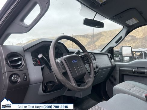 Used 2016 Ford F550 XL w/ Power Equipment Group image 10