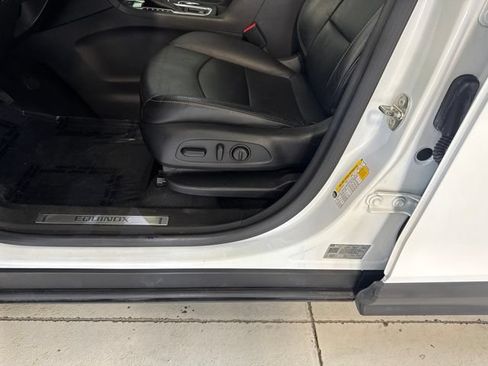 Used 2019 Chevrolet Equinox Premier w/ LPO, Cargo Package FWD image 38