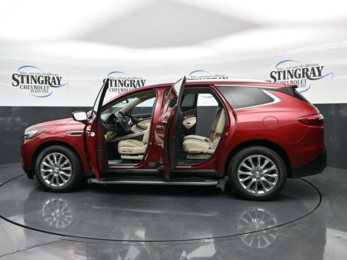 Used 2019 Buick Enclave Premium w/ Experience Buick Package image 28