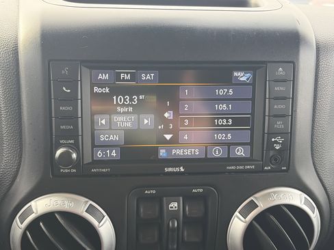 Used 2013 Jeep Wrangler Unlimited Sahara w/ Connectivity Group image 37