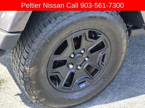 Used 2016 Jeep Wrangler Unlimited Sahara image 7