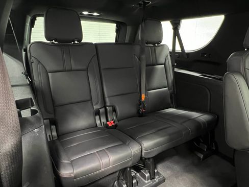 Used 2022 Chevrolet Suburban RST w/ Luxury Package AWD/4WD image 35