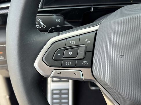 New 2026 Volkswagen Atlas Cross Sport SEL R-Line image 11