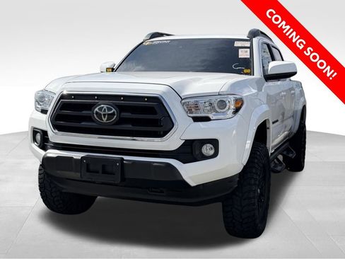Used 2022 Toyota Tacoma SR5 image 1
