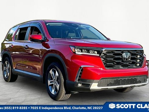 Used 2025 Honda Pilot EX-L image 1