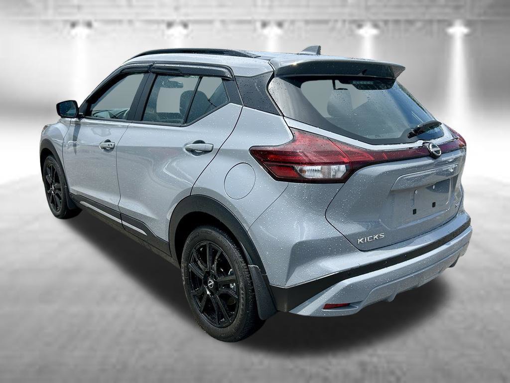 Certified 2024 Nissan Kicks SR w/ SR Premium Package FWD image 9