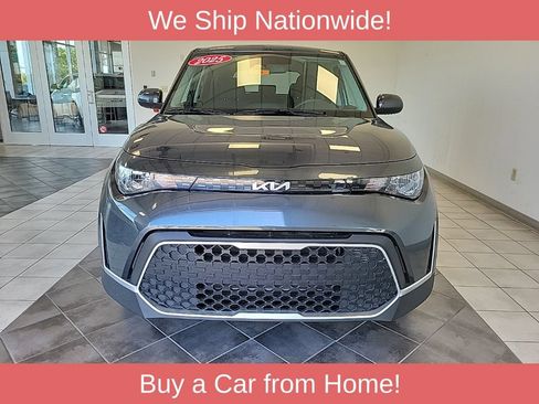 Used 2025 Kia Soul LX w/ LX Technology Package FWD image 3