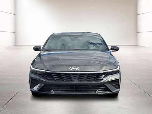 New 2026 Hyundai Elantra Sport FWD image 12