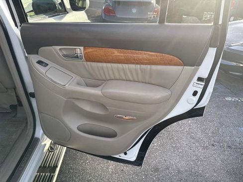 Used 2005 Lexus GX 470 image 18