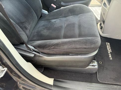 Used 2014 Dodge Grand Caravan SE w/ Quick Order Package 29E SE FWD image 35