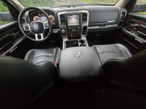 Used 2015 RAM 1500 Laramie w/ Convenience Group AWD/4WD image 12