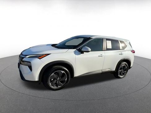 Used 2025 Nissan Rogue SV AWD/4WD image 7