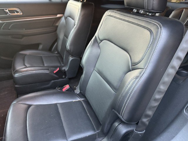 Used 2017 Ford Explorer Limited w/ Equipment Group 301A AWD/4WD image 11