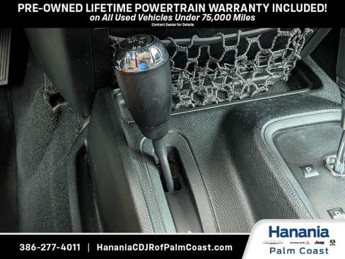 Used 2016 Jeep Wrangler Unlimited Rubicon w/ Connectivity Group AWD/4WD image 24